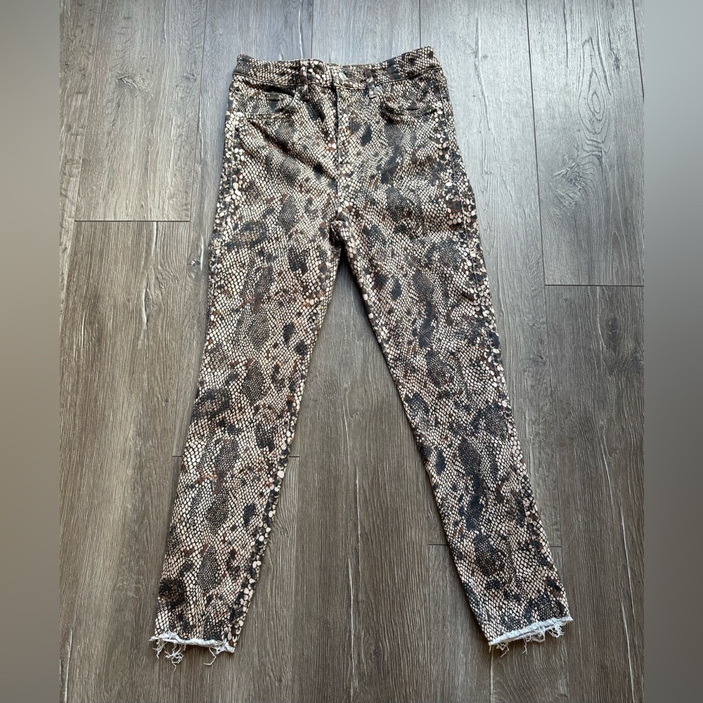 We The Free Snake Skin Skinny Jeans size 30